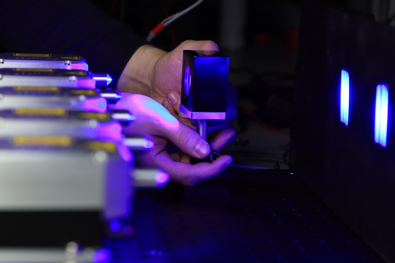 gallery/laser-6078466